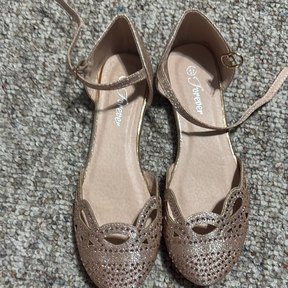 Forever 21 Tan and Gold Loafers with Ankle Strap